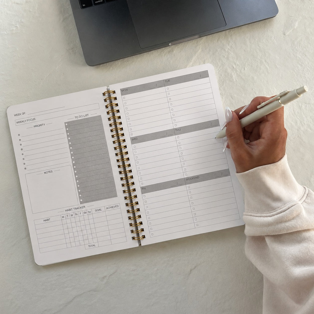 WEEKLY PLANNER (UNDATED)