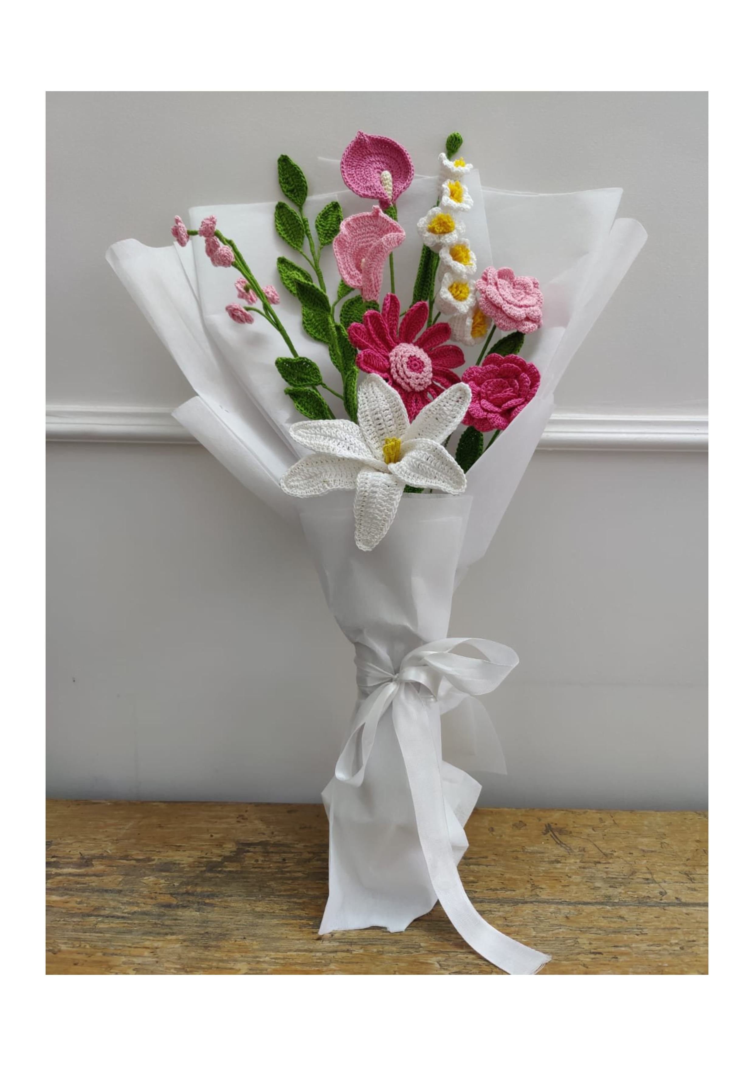 MIX FLOWER CROCHET BOUQUET